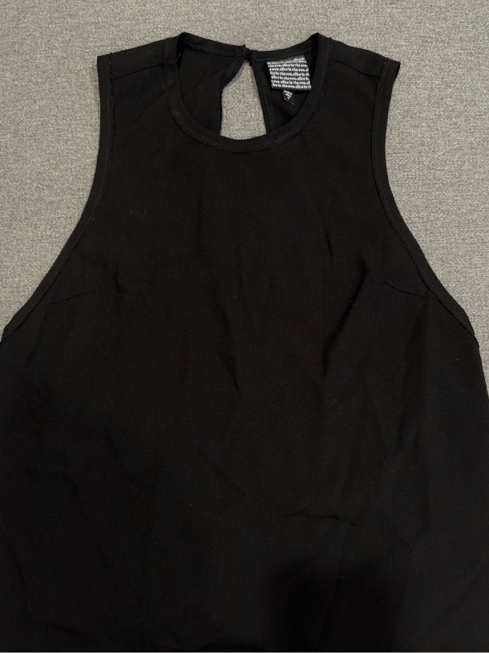 Women’s Black Sleeveless Shift Dress